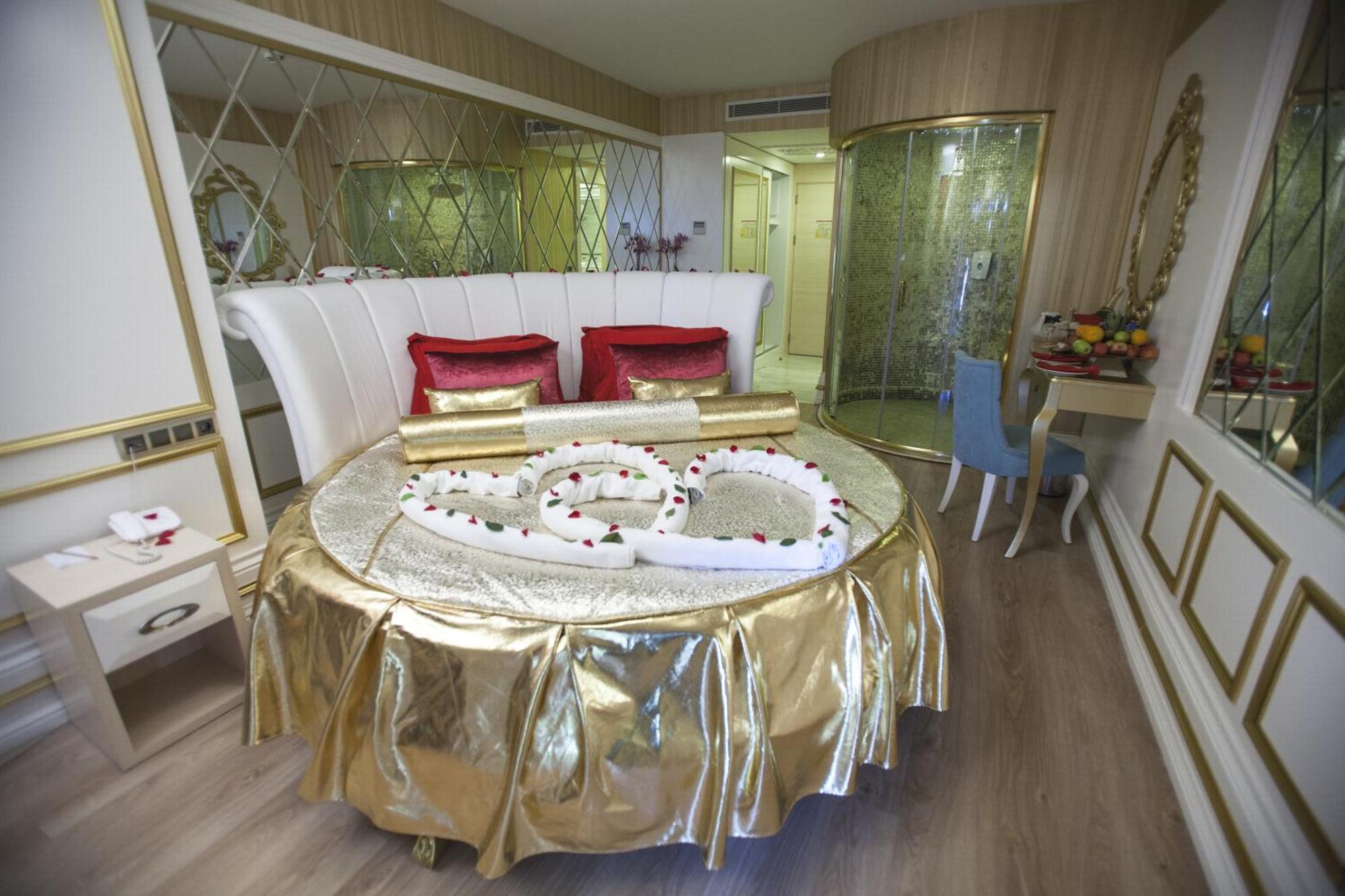 Azura Deluxe Resort & Spa Avsallar Habitación foto